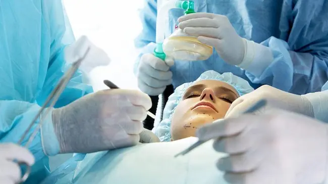 البورد العربي لجراحة الوجه والفكين